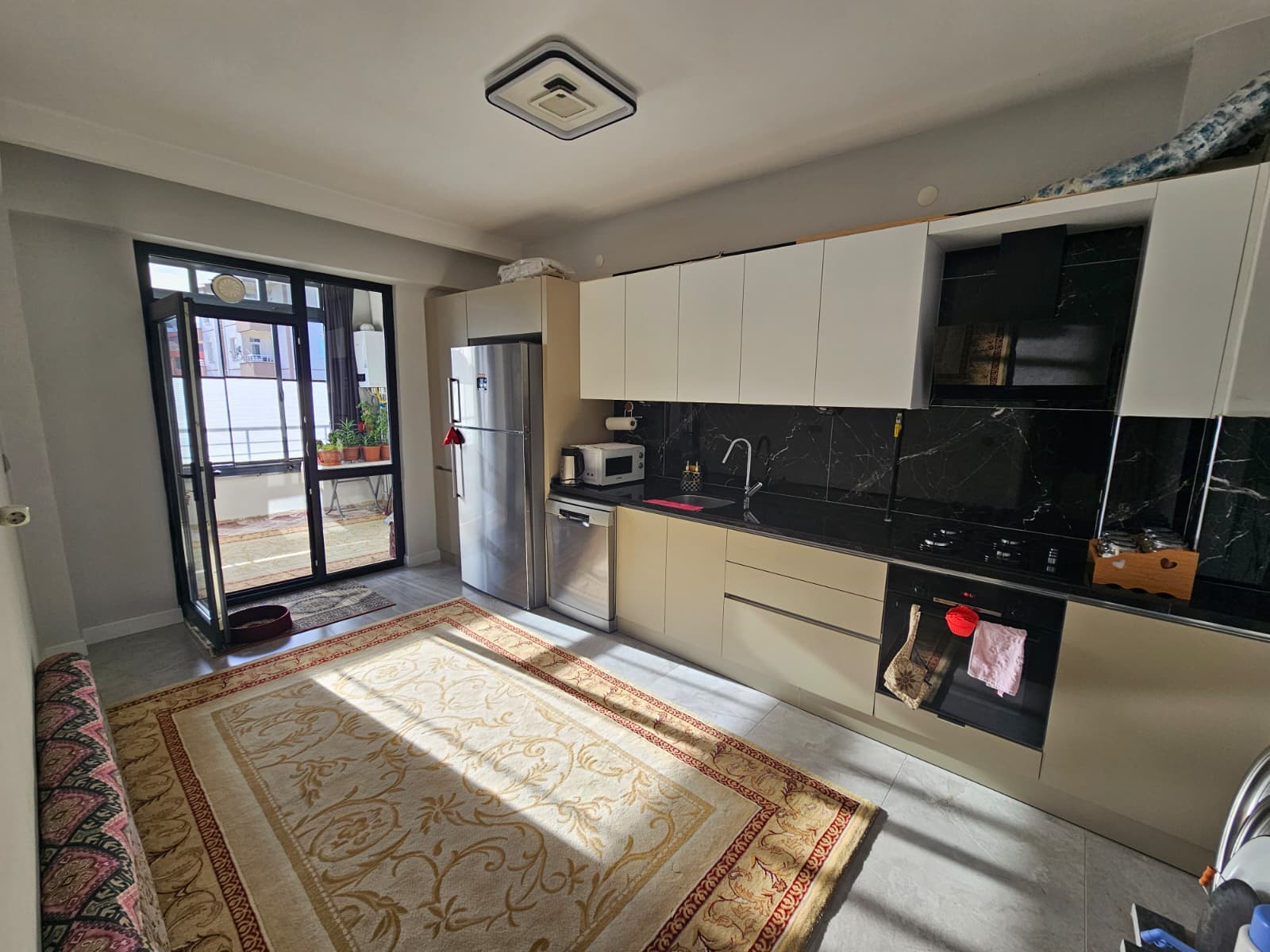 WhatsApp_Image_2025 12 31_at_12_11_35 